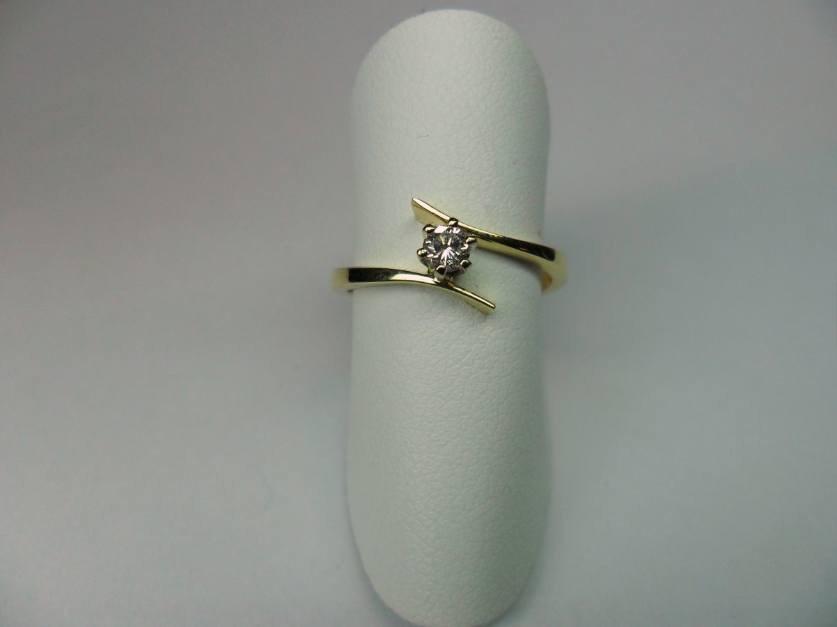 Slag Solitair Geelgoud 0.12 crt.